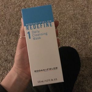 Redefine Face Mask✨